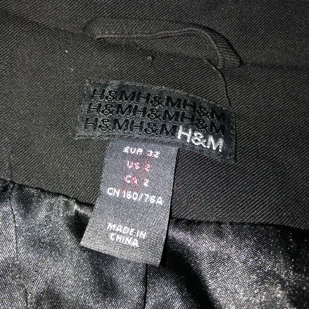 Black jacket - Picture 3 of 3